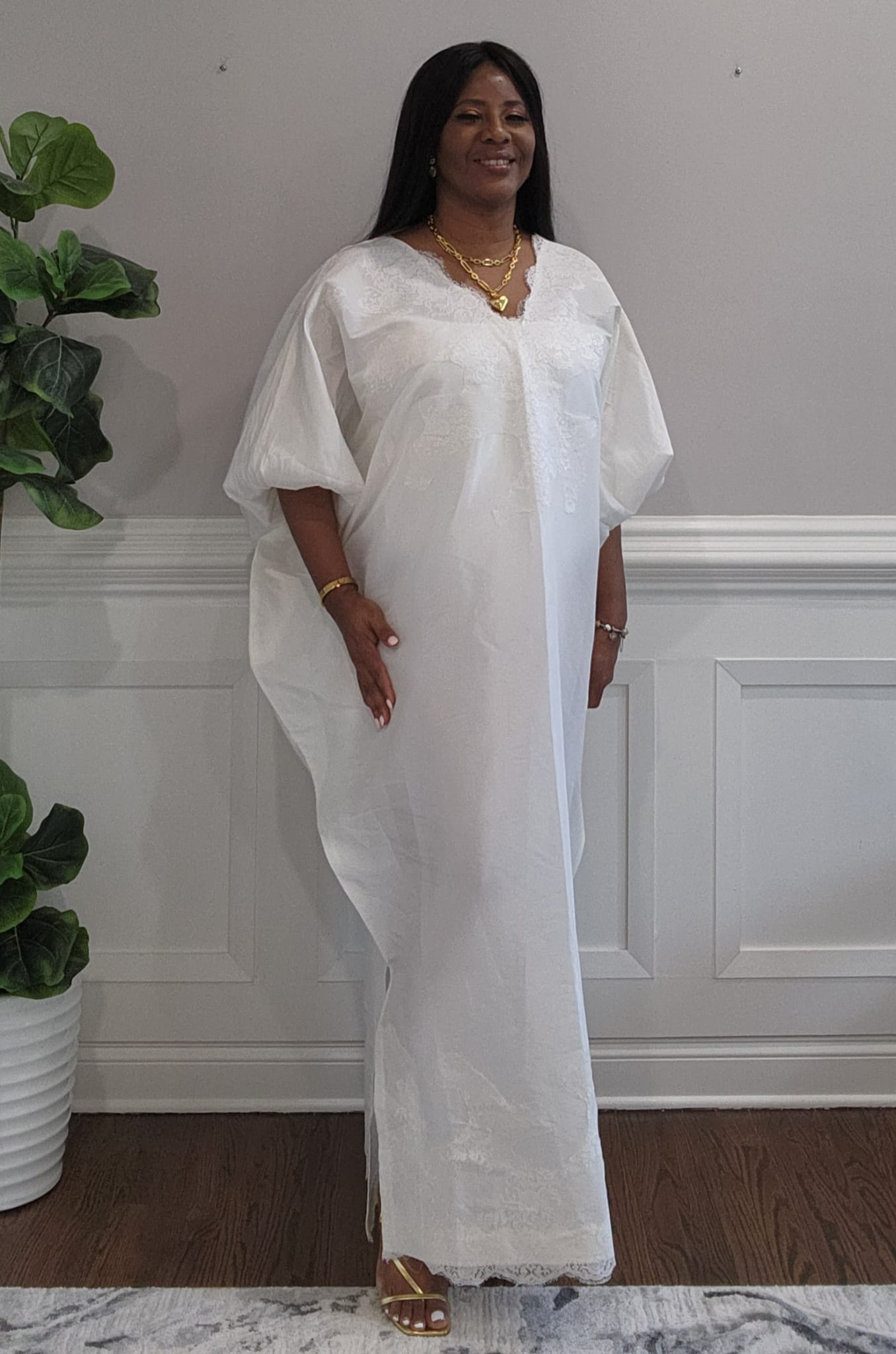 Dora Bubu - White on White